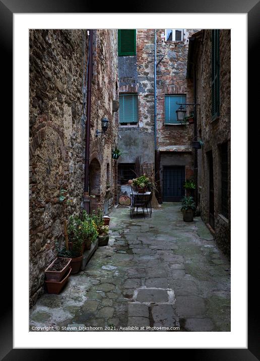 A normal house in Italy wit a lot of ambiance Framed Mounted Print by Steven Dijkshoorn