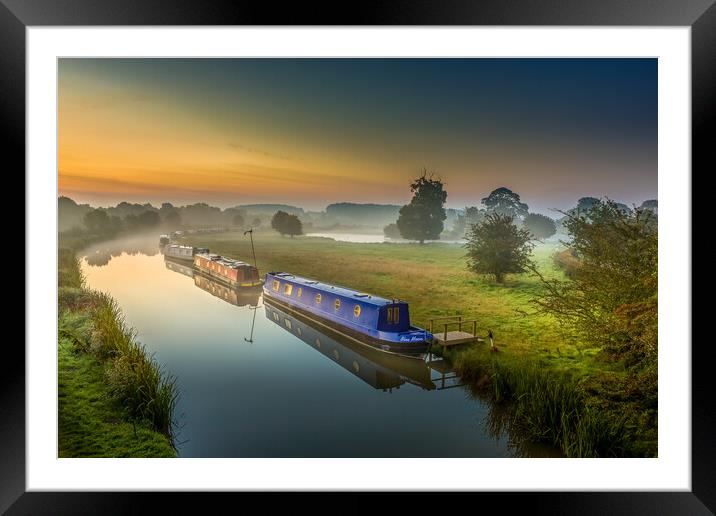 The Ashby Canal at dawn. Framed Mounted Print by Bill Allsopp