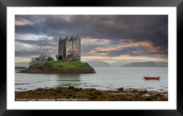 castle stalker scotland Framed Mounted Print by Alan Tunnicliffe
