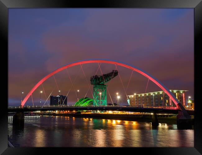 Clyde Arc at night, Glasgow, Scotland. Framed Print by Tommy Dickson