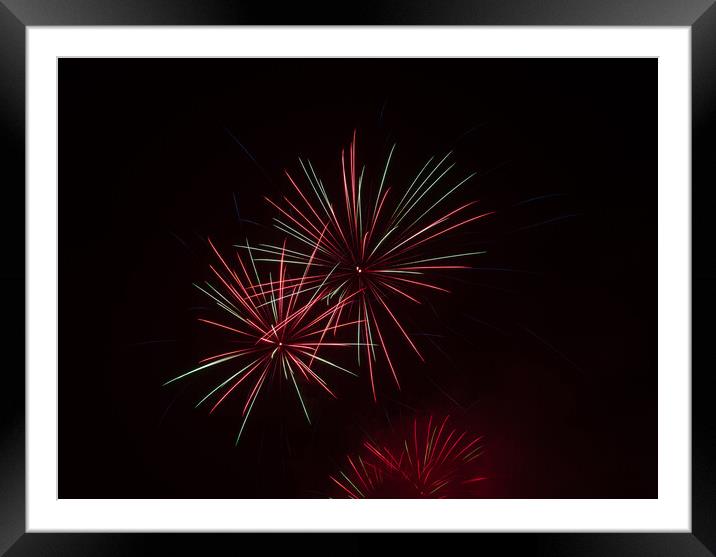 Callendar Park Fireworks Framed Mounted Print by Emma Dickson