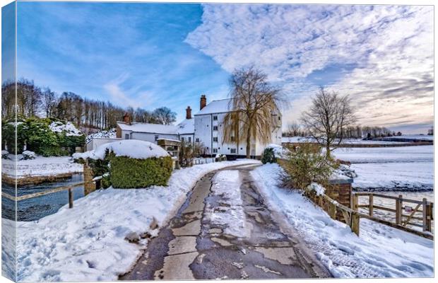 A Wintry day at Bintree mill  Canvas Print by Gary Pearson