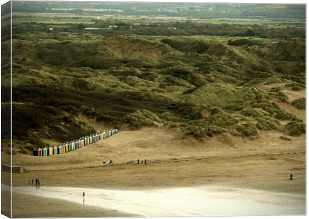 The Dunes and Beach huts at Saunton Sands Canvas Print by graham young