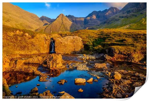 Fairy Pools, Skye sunset Print by geoff shoults