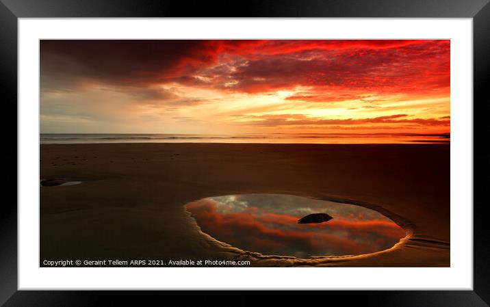 Summer sunset, Rest Bay, Porthcawl, Wales, UK Framed Mounted Print by Geraint Tellem ARPS