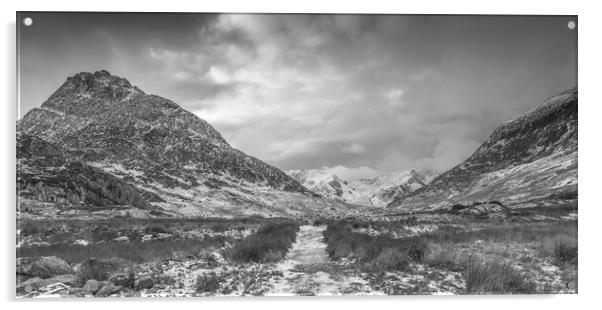 Tryfan Snowdonia Acrylic by Jonathon barnett