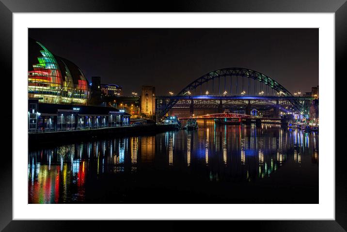Night Tyne, Newcastle  Framed Mounted Print by Frank Farrell