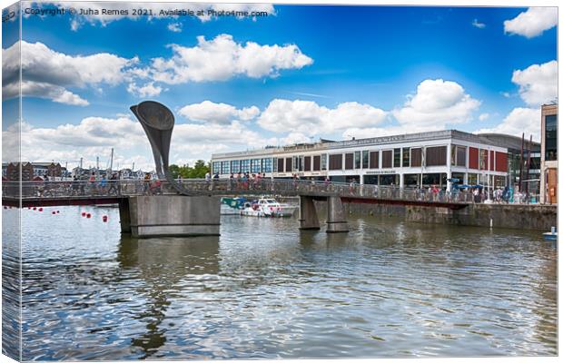 Bristol Canals Canvas Print by Juha Remes