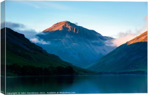 Lake District.Great Gable and Wastwater. Canvas Print by John Henderson