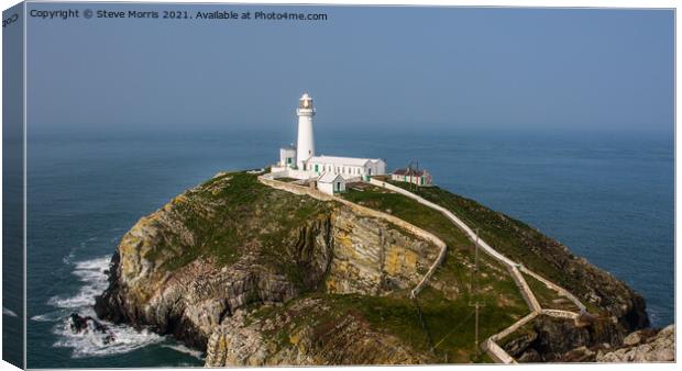 South Stack Lighthouse Canvas Print by Steve Morris