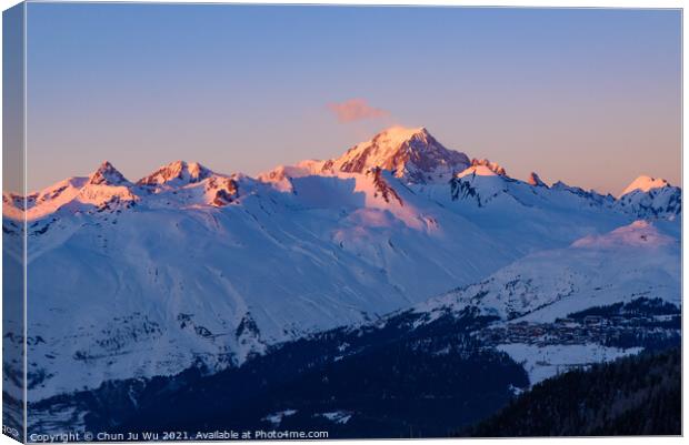 Sunset light on Mont Blanc in Savoie, France, the highest mountain in the Alps and in Europe west Canvas Print by Chun Ju Wu