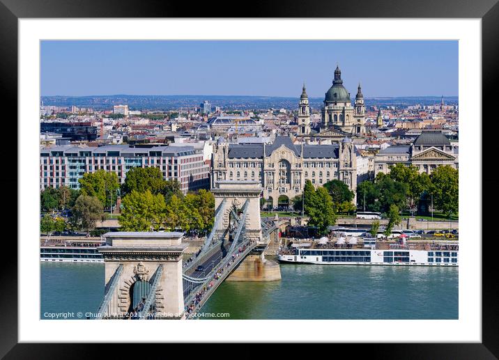 Aerial view of Széchenyi Chain Bridge across the River Danube connecting Buda and Pest, Budapest, Hungary Framed Mounted Print by Chun Ju Wu