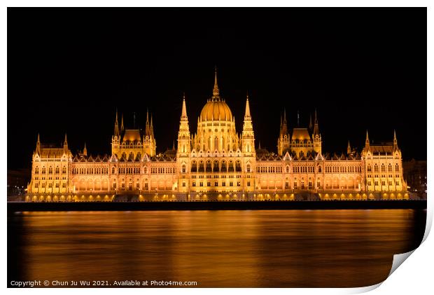 Night view of Hungarian Parliament Building on the banks of the Danube, Budapest, Hungary Print by Chun Ju Wu