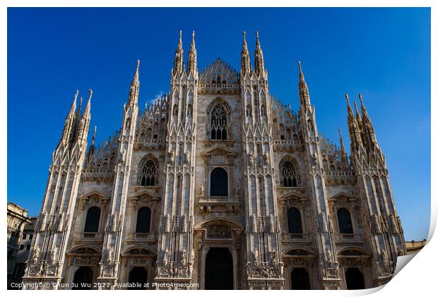 Milan Cathedral (Duomo di Milano), the cathedral church of Milan, Italy. It's the fourth largest church in the world. Print by Chun Ju Wu