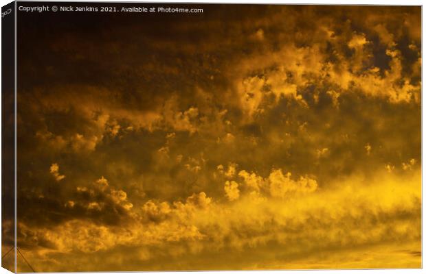 A summer evening sunset sky with amazing clouds Canvas Print by Nick Jenkins
