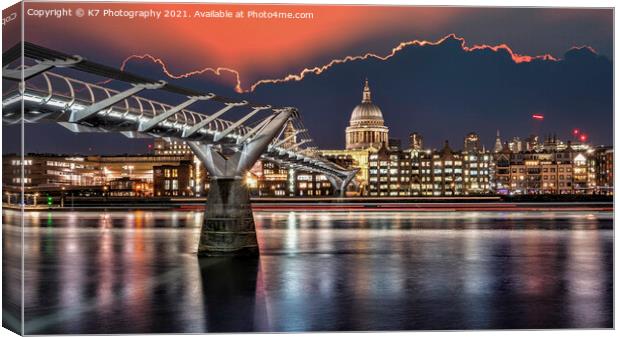 London's Iconic Night View Canvas Print by K7 Photography