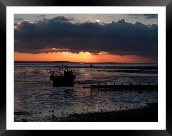 Sunset at Westcliff on sea, Essex, UK. Framed Mounted Print by Peter Bolton