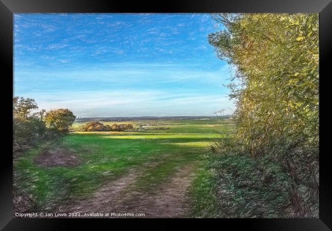 Farmland In South Oxfordshire Framed Print by Ian Lewis