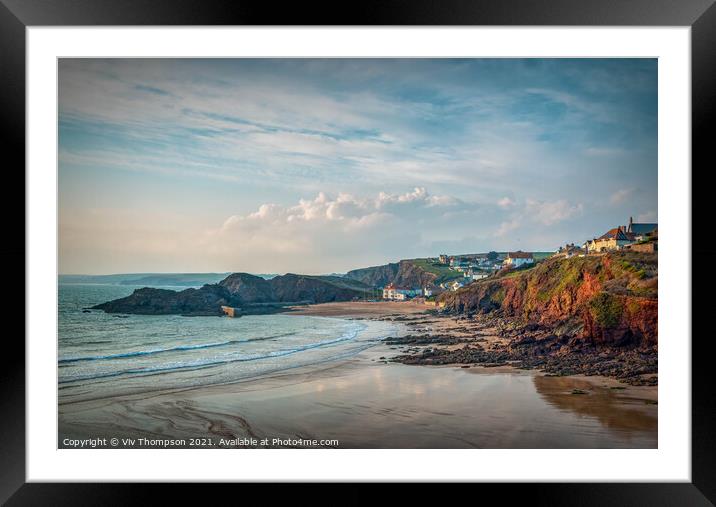 The Sun Sets on Hope Cove Framed Mounted Print by Viv Thompson