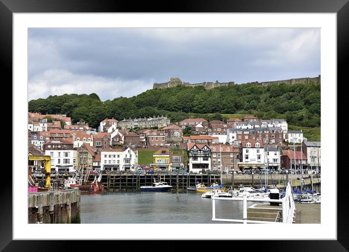 Scarborough harbour and castle Framed Mounted Print by Roy Hinchliffe