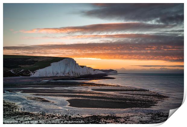 Seven Sisters Sunrise  Print by mark Smith