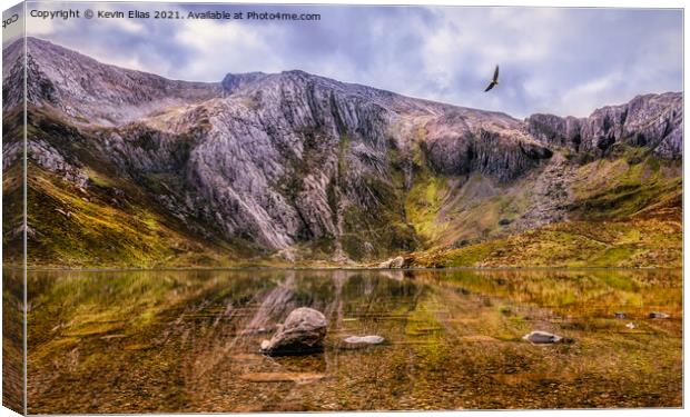 Llyn Idwal, Snowdonia Canvas Print by Kevin Elias