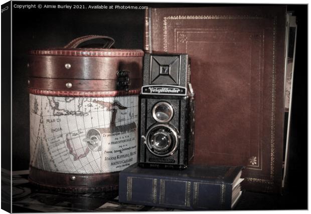 Old camera Canvas Print by Aimie Burley