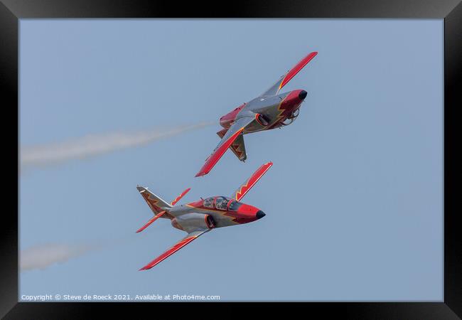 Patrulla Aguila Formation Aerobatics Team Pair Framed Print by Steve de Roeck
