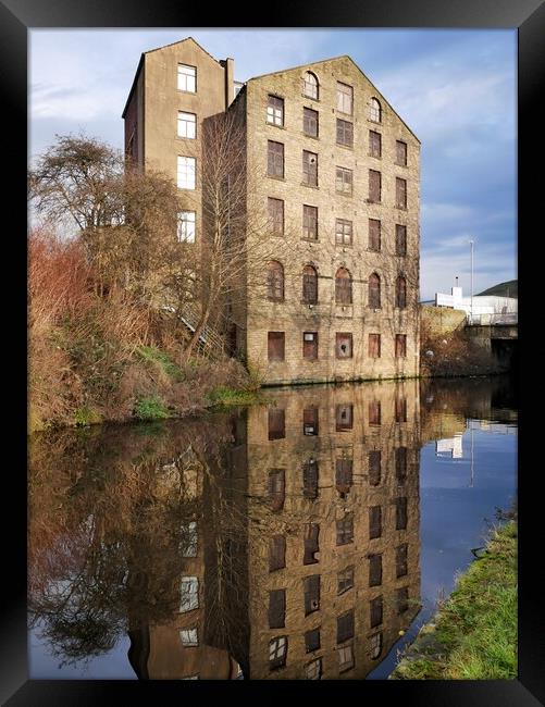 Building reflections in the Huddersfield canal Framed Print by Roy Hinchliffe