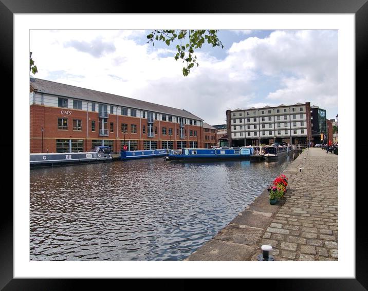 Victoria Quay Sheffield Framed Mounted Print by Roy Hinchliffe