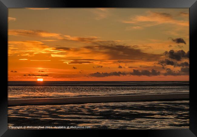 The Sun goes down on another day Framed Print by Phil Longfoot