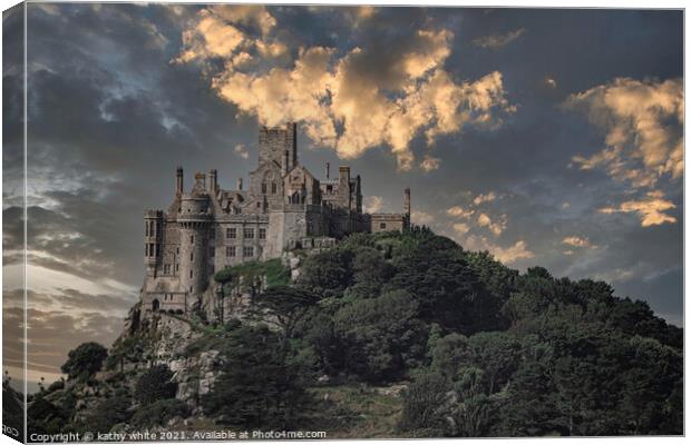 sunrise, St Michaels mount Cornwall Canvas Print by kathy white