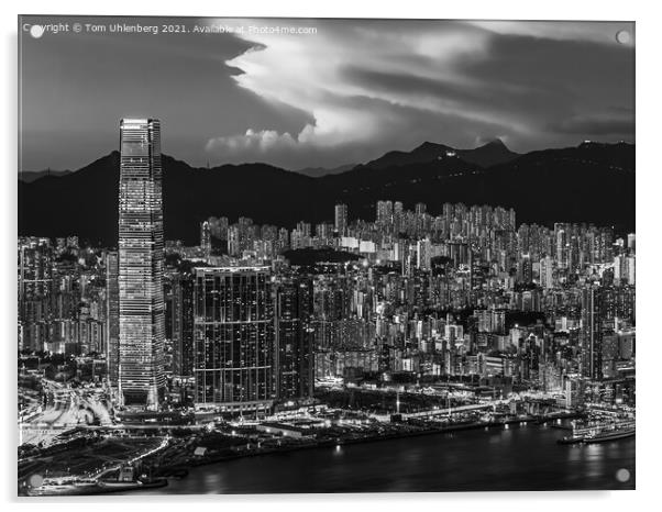 HONG KONG 38 Acrylic by Tom Uhlenberg