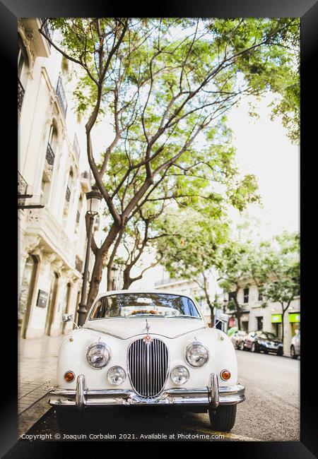 Valencia, Spain - January 22, 2021: A 3/4 liter Jaguar luxury vintage car. Framed Print by Joaquin Corbalan