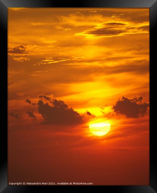 Vertical shot of a beautiful sunset sky Framed Print by Alessandro Mari