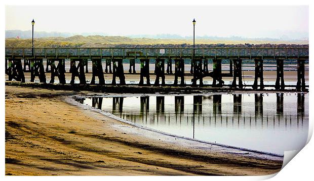 Amble Harbour , Northumberland Print by val butcher