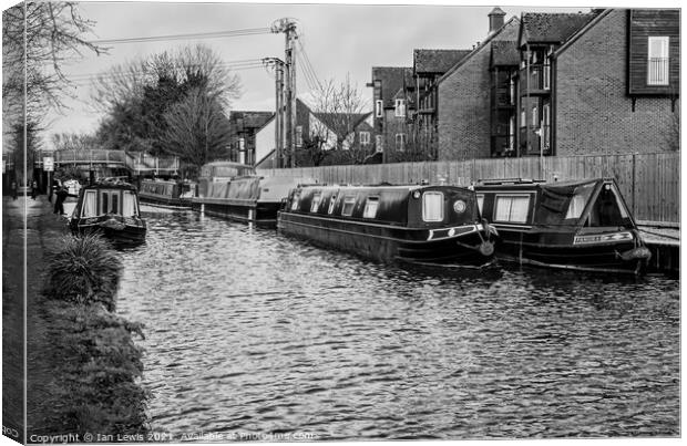 Canalside Moorings At Newbury Canvas Print by Ian Lewis