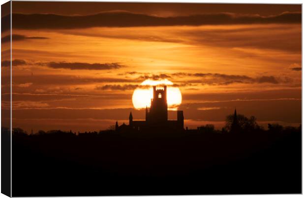Sunrise behind Ely Cathedral, Cambridgeshire  Canvas Print by Andrew Sharpe