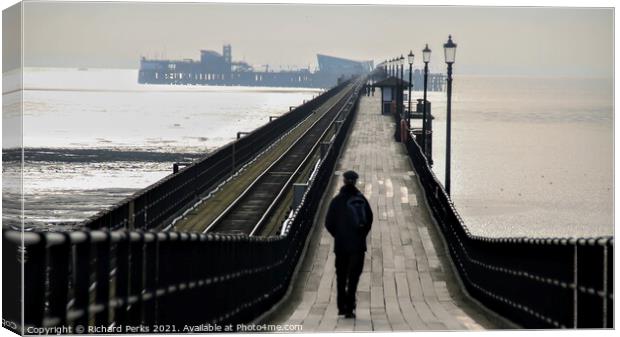 Heading down the Southend Pier Canvas Print by Richard Perks