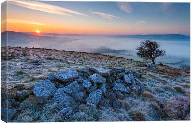 Win hill sunrise, Derbyshire Peak District Canvas Print by John Finney