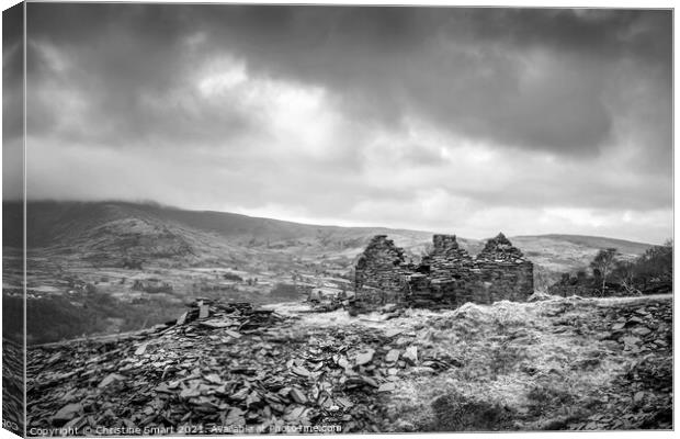 Abandoned Cottage Dinorwic Slate Quarry, Llanberis - Snowdonia National Park, Wales - Monochrome / Black and White Landscape Canvas Print by Christine Smart