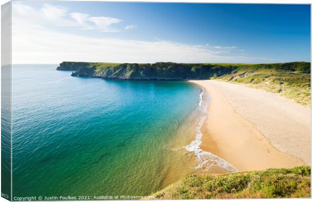 Barafundle Bay, Pembrokeshire, South Wales Canvas Print by Justin Foulkes
