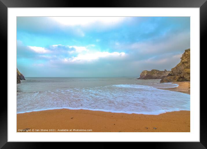 Mouthwell sands beach, Hope Cove. Framed Mounted Print by Ian Stone