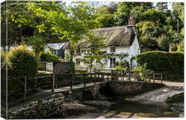 Helford Village, cottage Cornwall ,England Canvas Print by kathy white