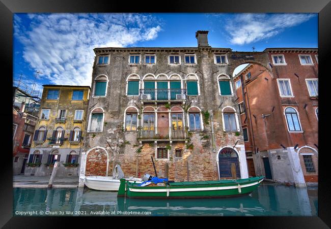 Vintage buildings along the canal in Venice, Italy Framed Print by Chun Ju Wu