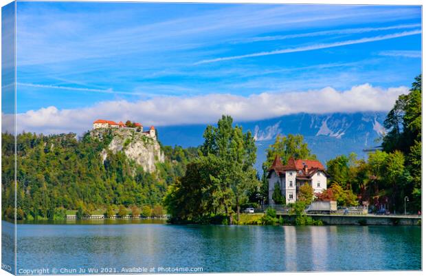 Lake Bled, a popular tourist destination in Slovenia Canvas Print by Chun Ju Wu
