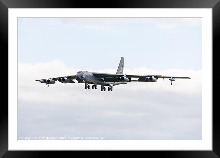 Boeing B52 Stratofortress Framed Mounted Print by Steve de Roeck
