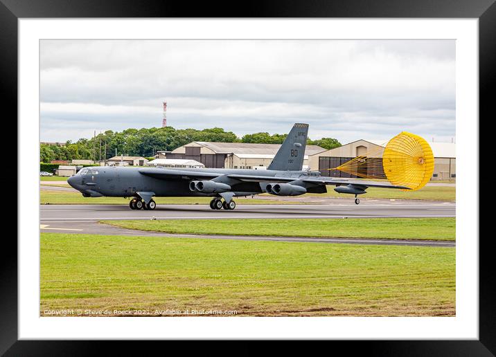 Boeing B52 Touches Down Framed Mounted Print by Steve de Roeck