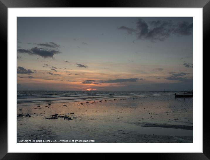 Sun going down at Bracklesham Bay Framed Mounted Print by JUDI LION