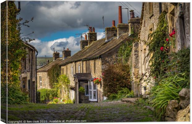Grassington Canvas Print by kevin cook